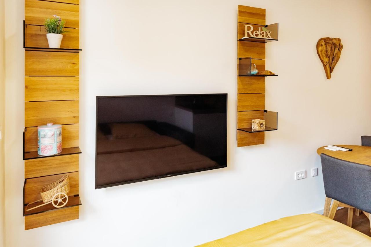Woody - Comfy Apartment In Siska ลูบลิยานา ภายนอก รูปภาพ
