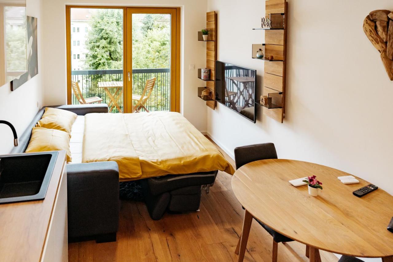 Woody - Comfy Apartment In Siska ลูบลิยานา ภายนอก รูปภาพ